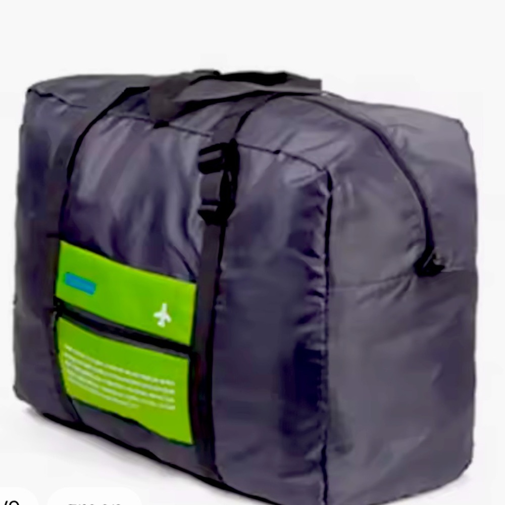 NWT Happy Flight Folding bag 32L in Green